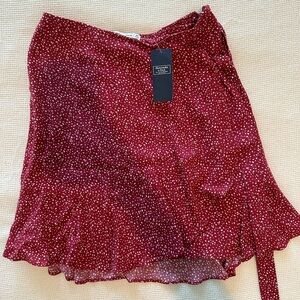Abercrombie & Fitch NWT Elegant Red Polka Dot Skirt